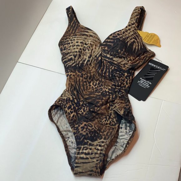 NWT Miraclesuit Wrap Savannah Brown One Piece - Picture 3 of 4